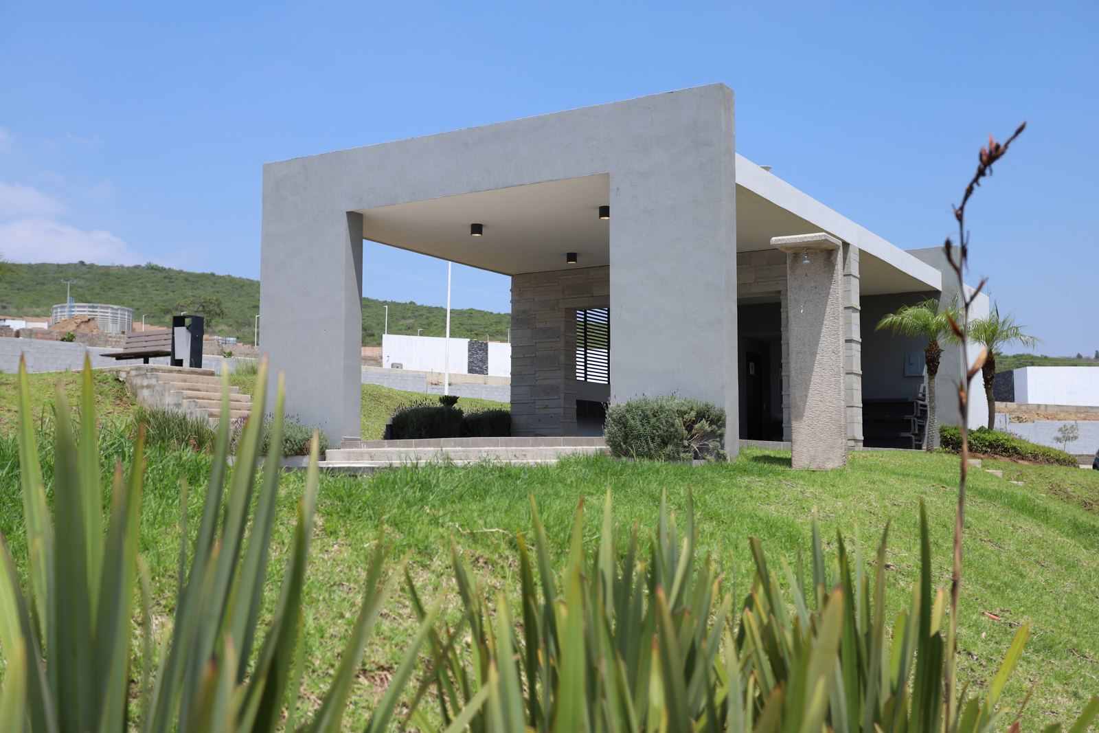 Senderos de Monteverde, foto oficial 3